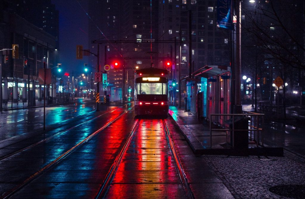 中小企业 GEO 获客实测:炸鸡店4 周 AI 引用率 70%-未与传媒 中小企业 GEO 获客实测:炸鸡店4 周 AI 引用率 70%-未与传媒